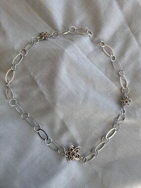 Sterling Silver Floral Link Necklace - Silver